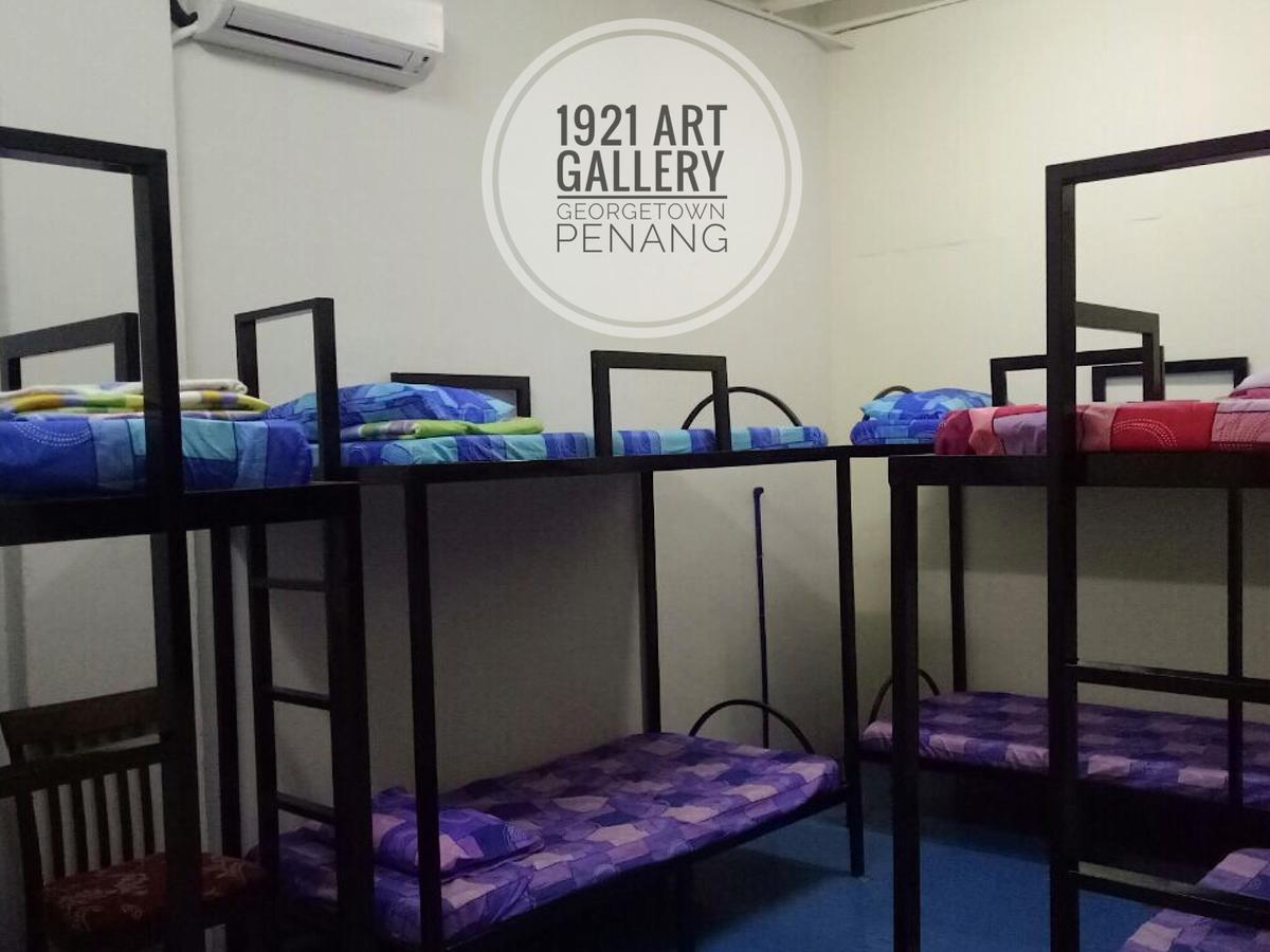 1921 Art Gallery & Travel Lodge George Town Rum bild