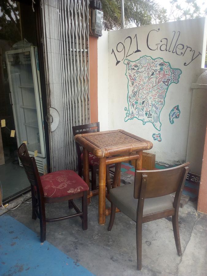 1921 Art Gallery & Travel Lodge George Town Exteriör bild